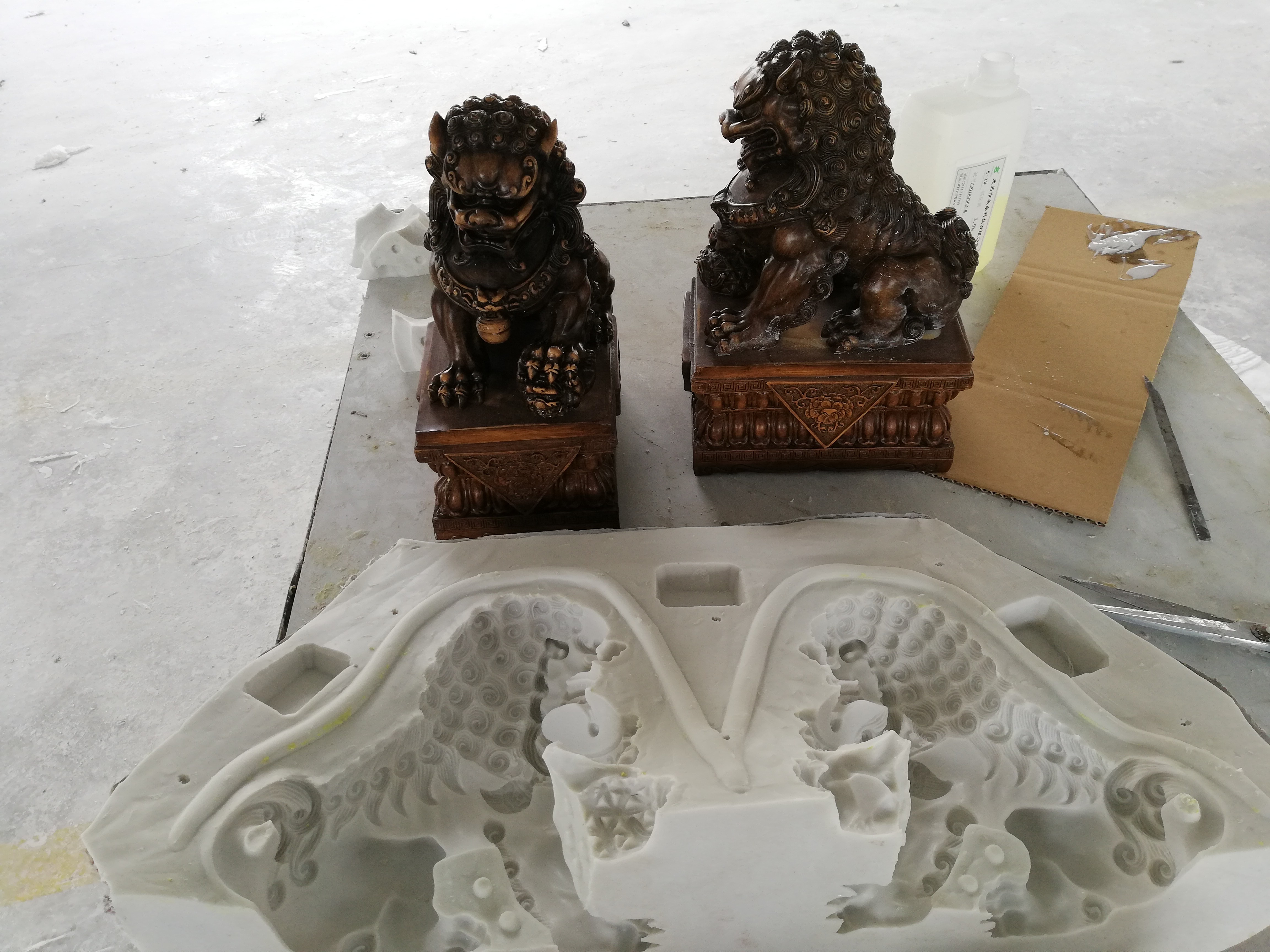 模具硅膠翻模樹(shù)脂工藝品出現(xiàn)燒模情況怎么辦 ？