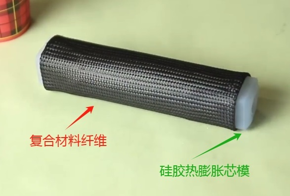 定制化時(shí)代如何選擇碳纖維復(fù)合材料成型工藝中用的硅橡膠？